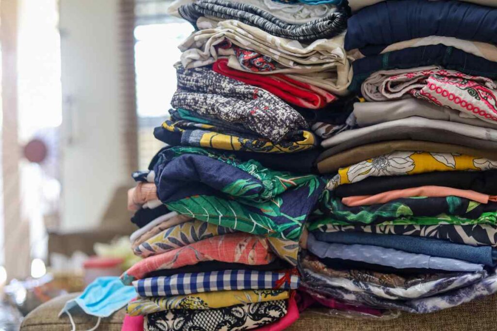 Clothes stack
